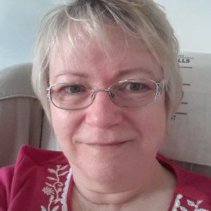 Meet your Posher, Pamela